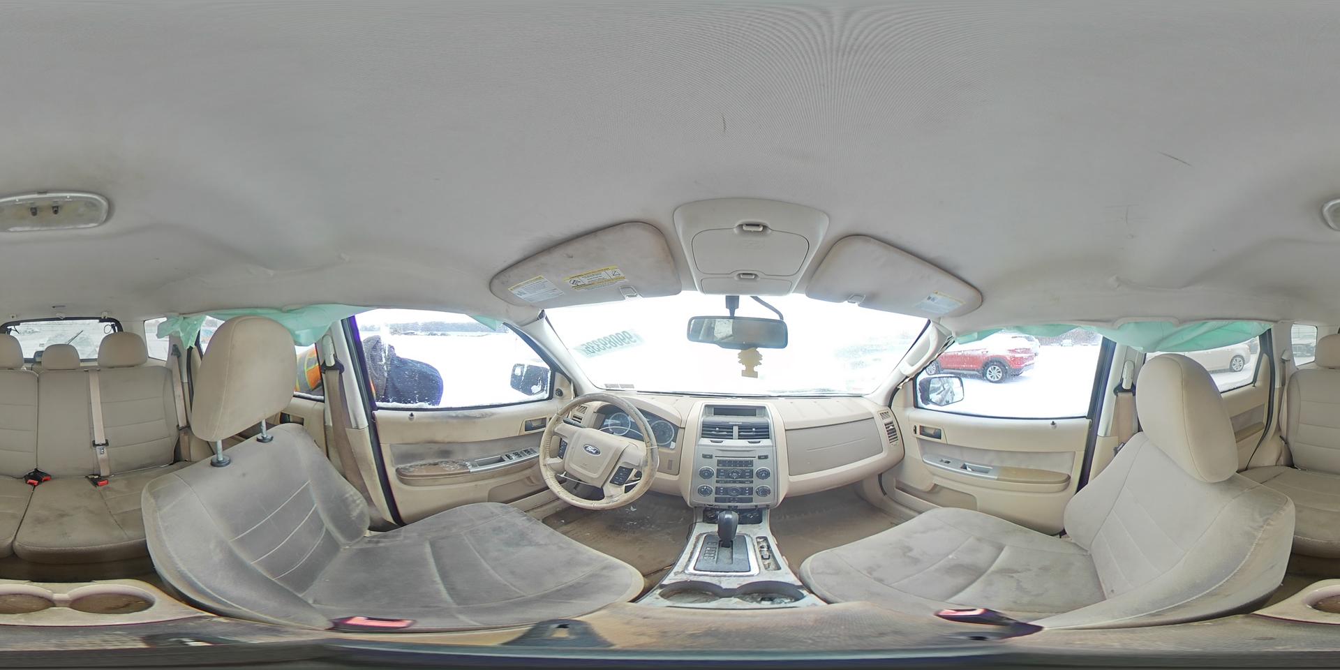 2010 FORD ESCAPE