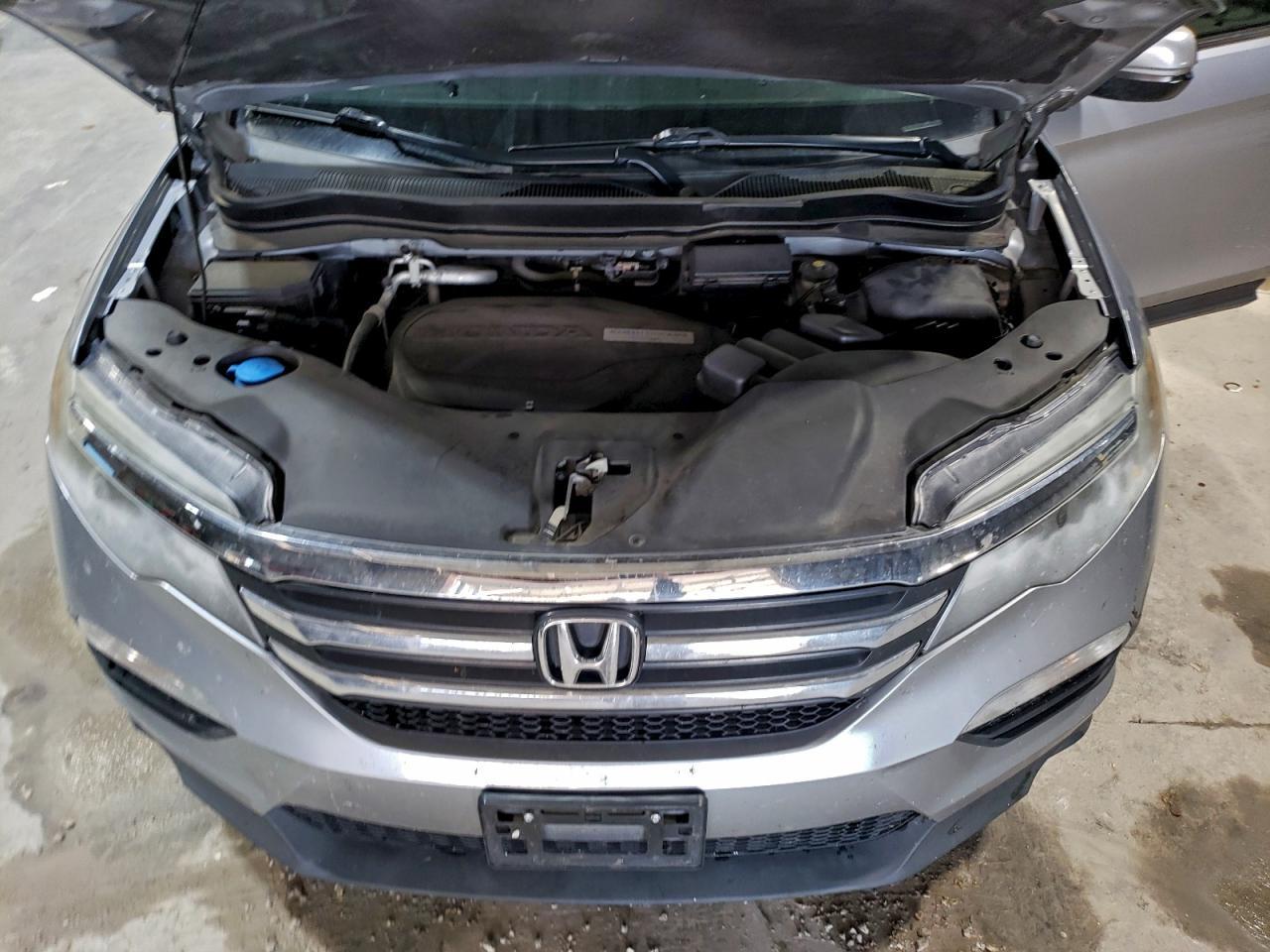 2016 HONDA PILOT