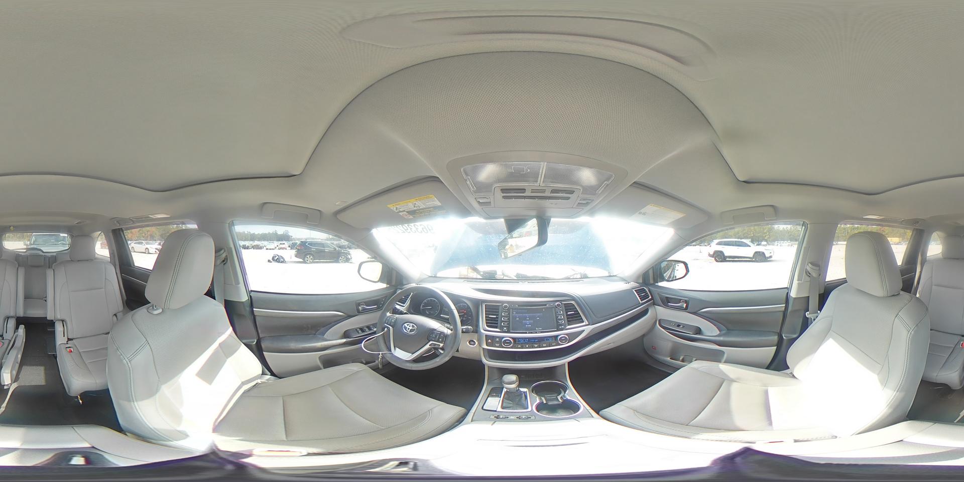 2019 TOYOTA HIGHLANDER