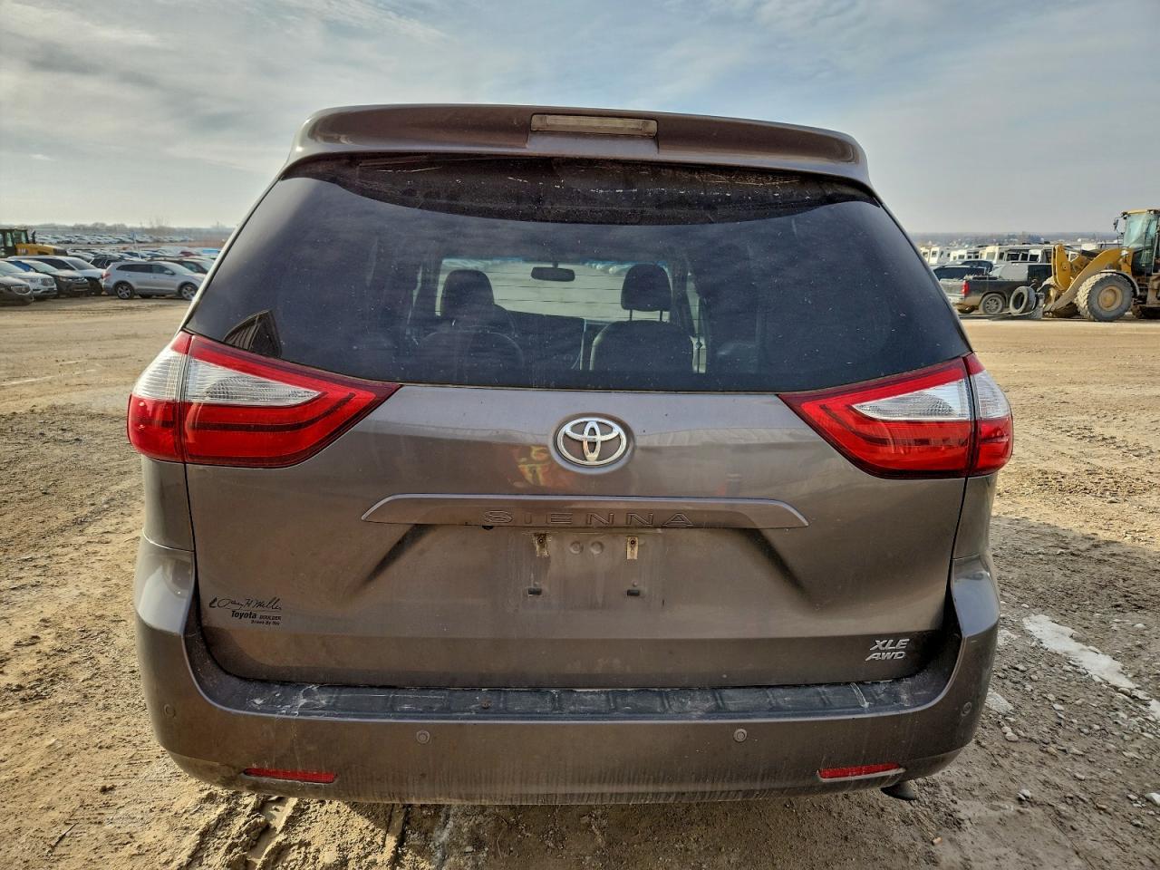 2017 TOYOTA SIENNA