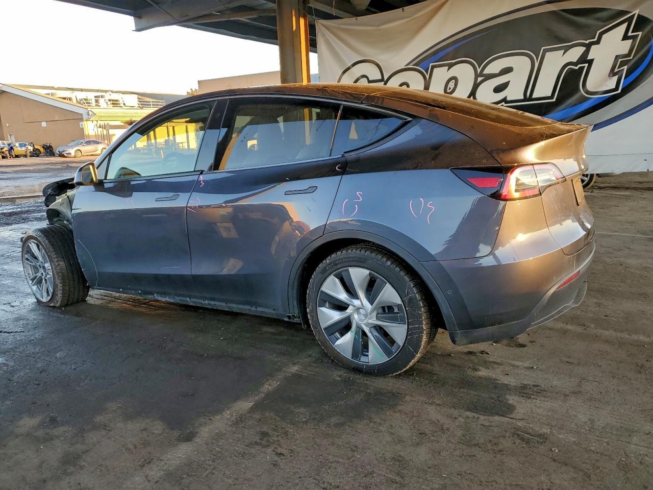 2022 TESLA MODEL Y