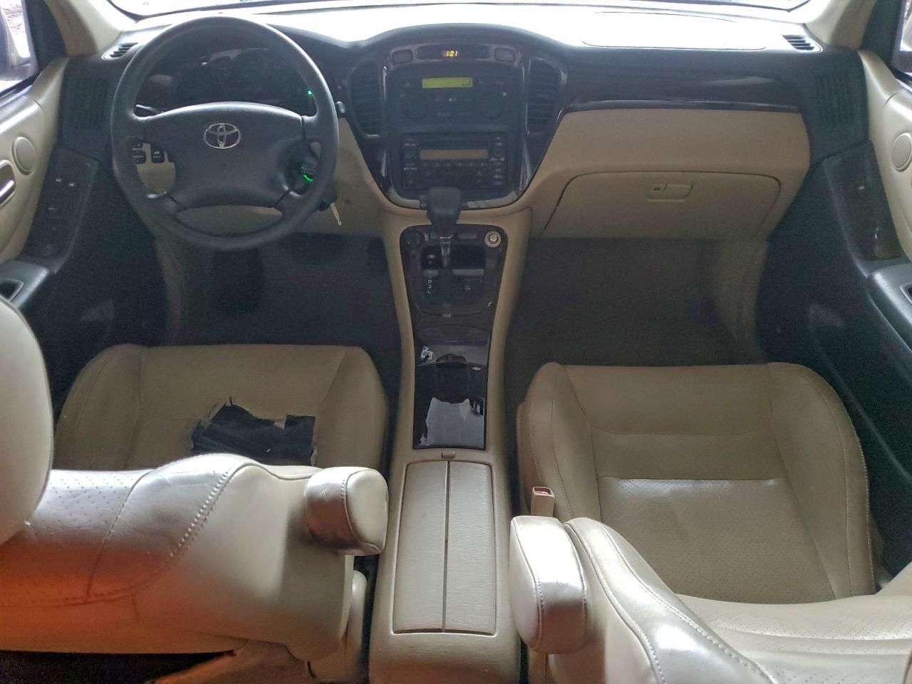 2002 TOYOTA HIGHLANDER