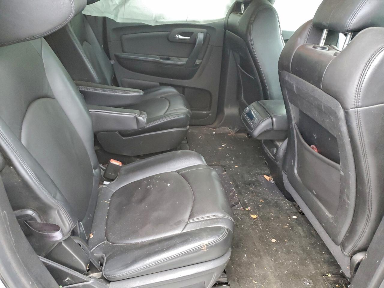 2011 CHEVROLET TRAVERSE