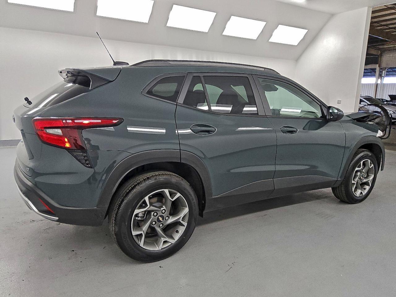 2025 CHEVROLET TRAX