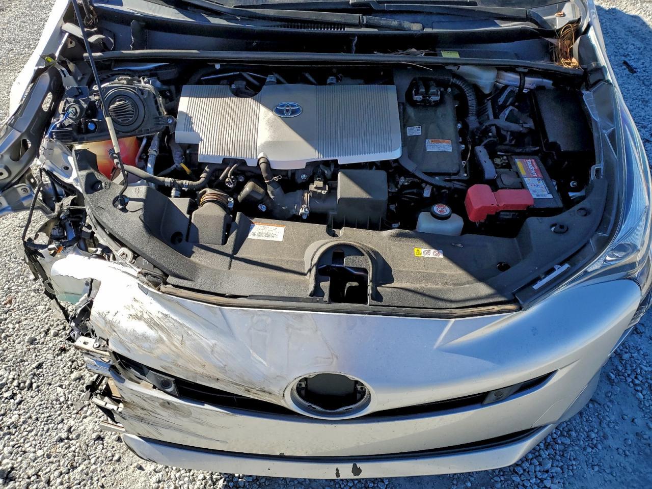 2017 TOYOTA PRIUS