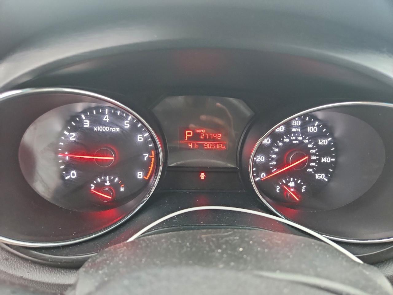 2016 KIA SEDONA