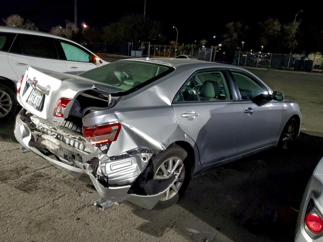 2011 TOYOTA CAMRY