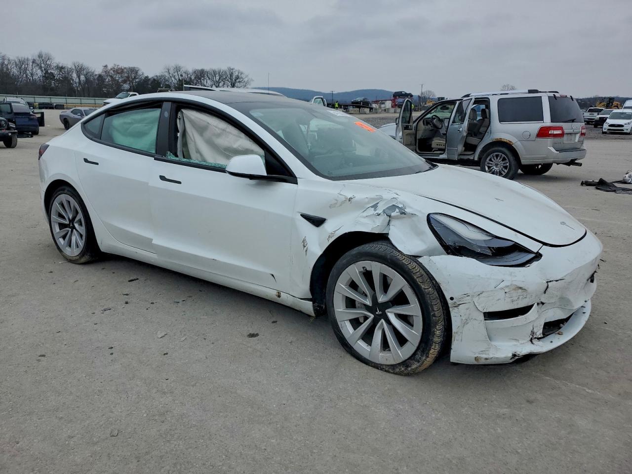2021 TESLA MODEL 3