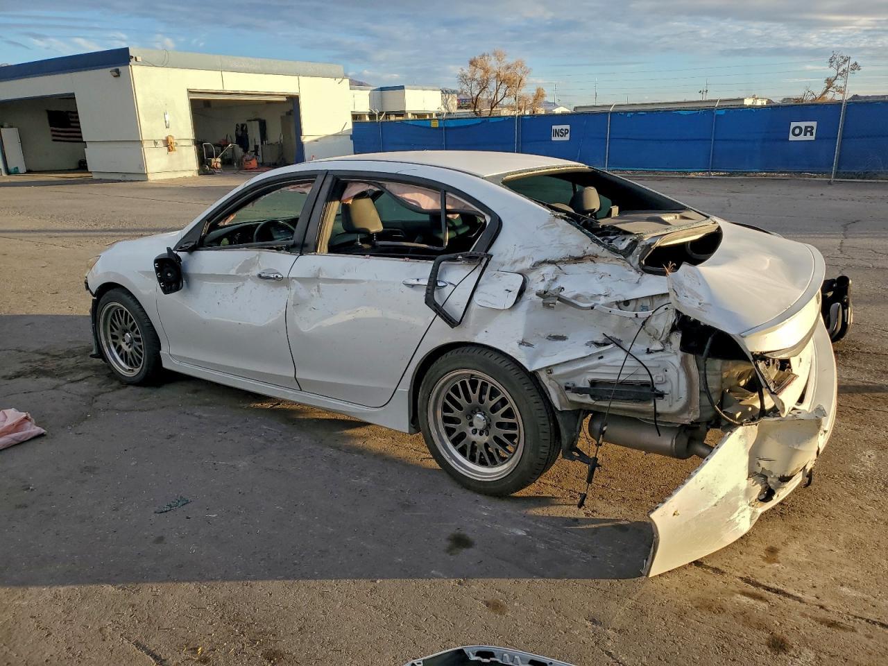 2017 HONDA ACCORD