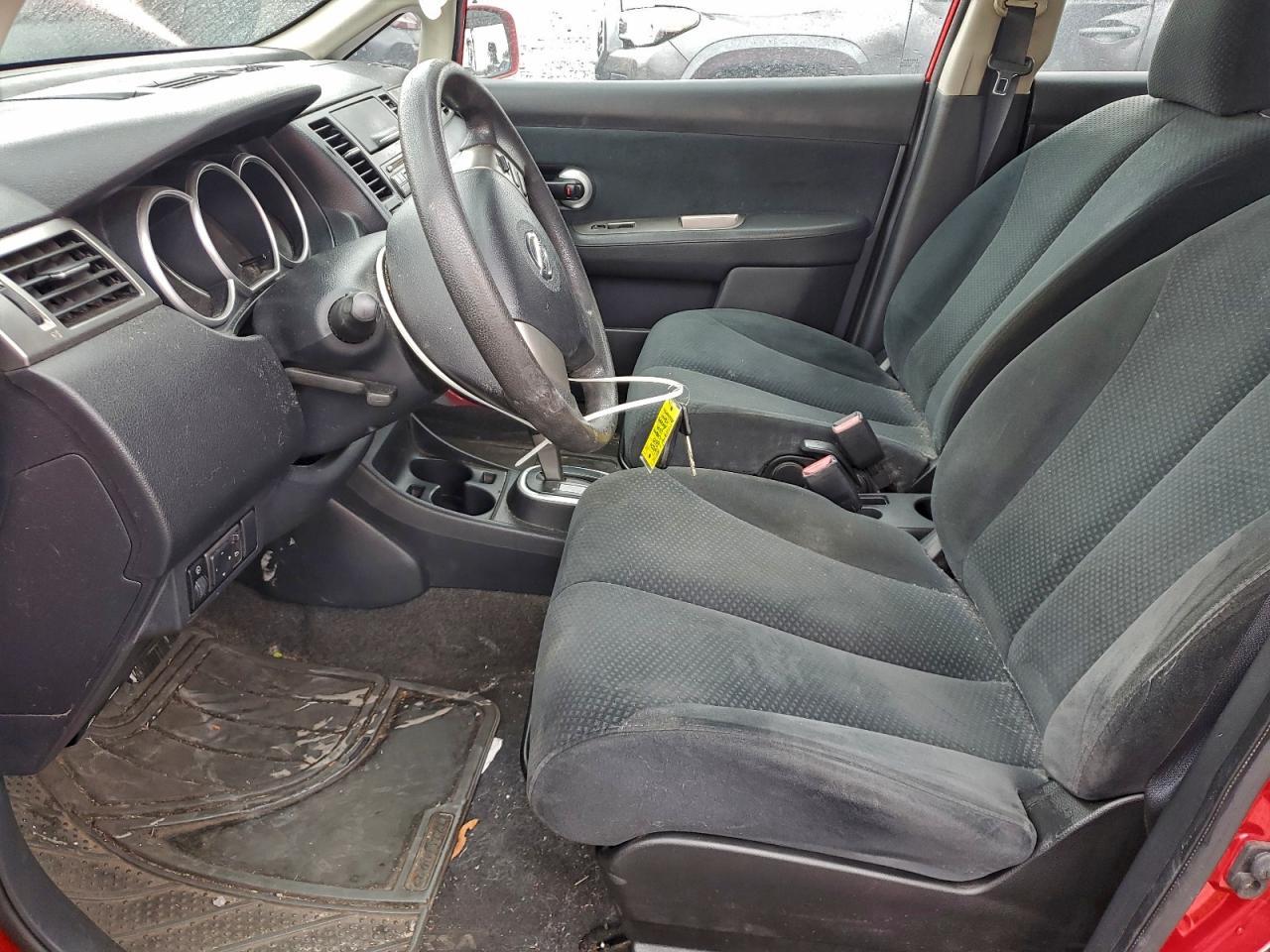 2010 NISSAN VERSA