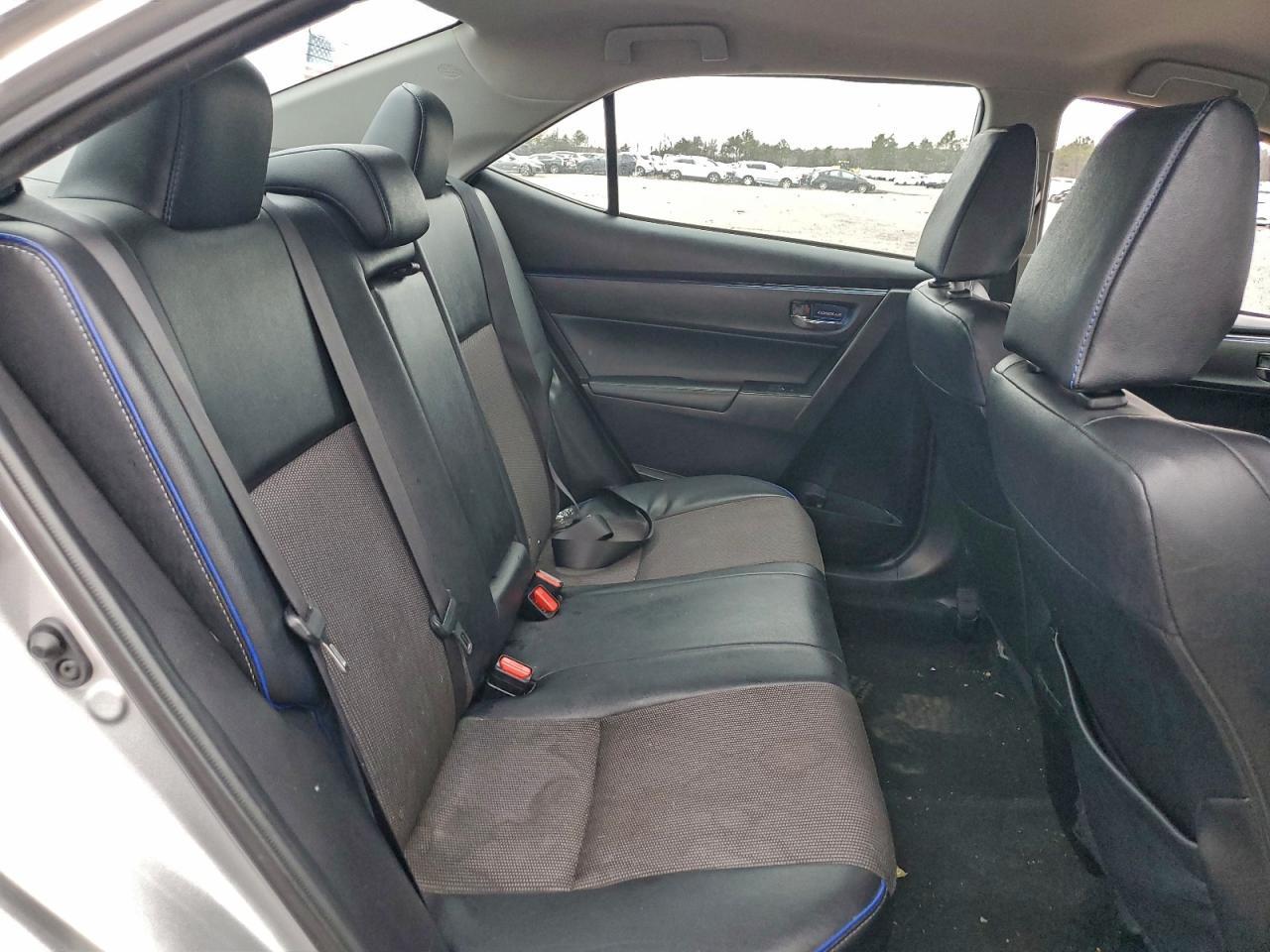 2017 TOYOTA COROLLA