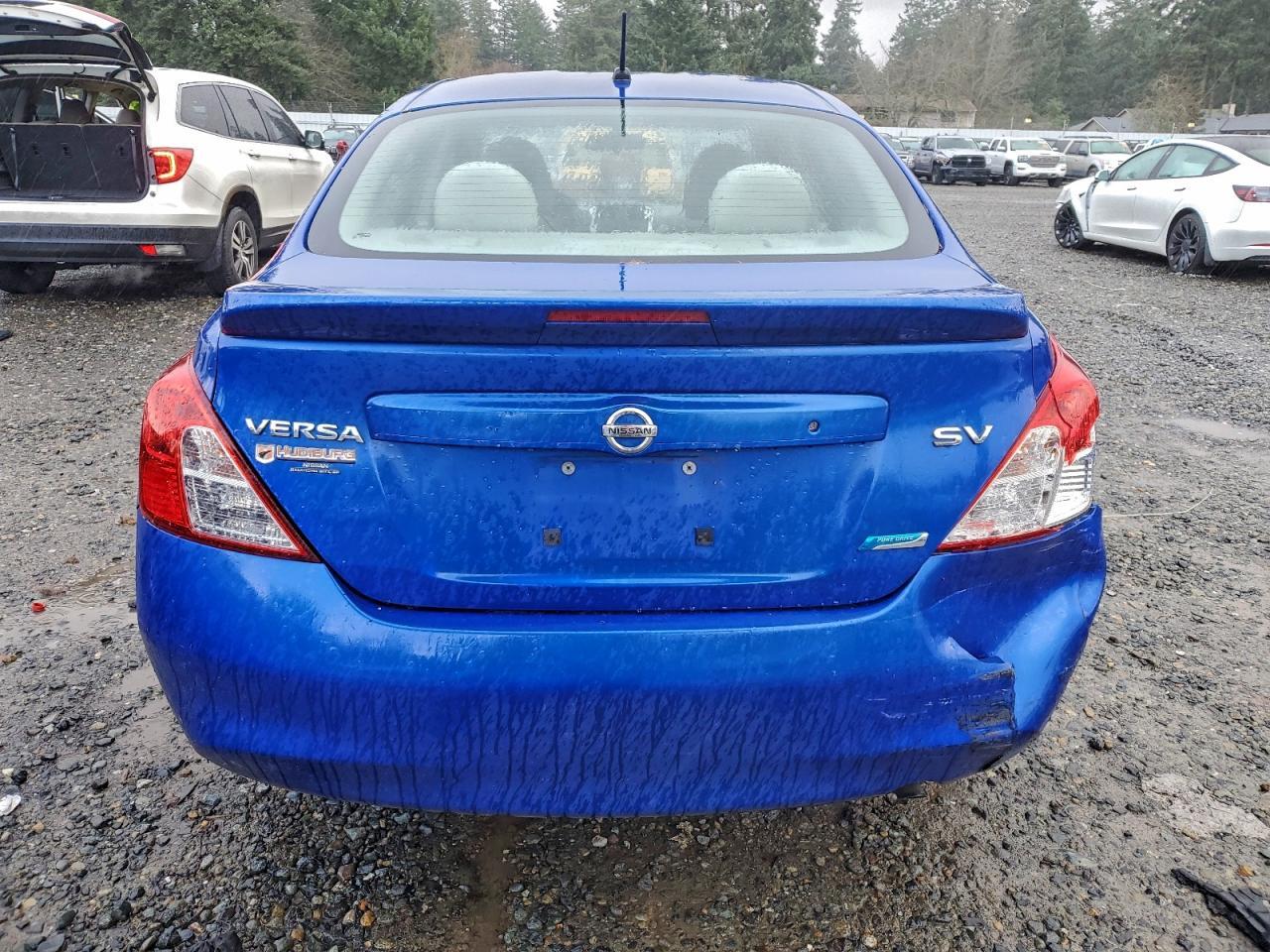 2014 NISSAN VERSA