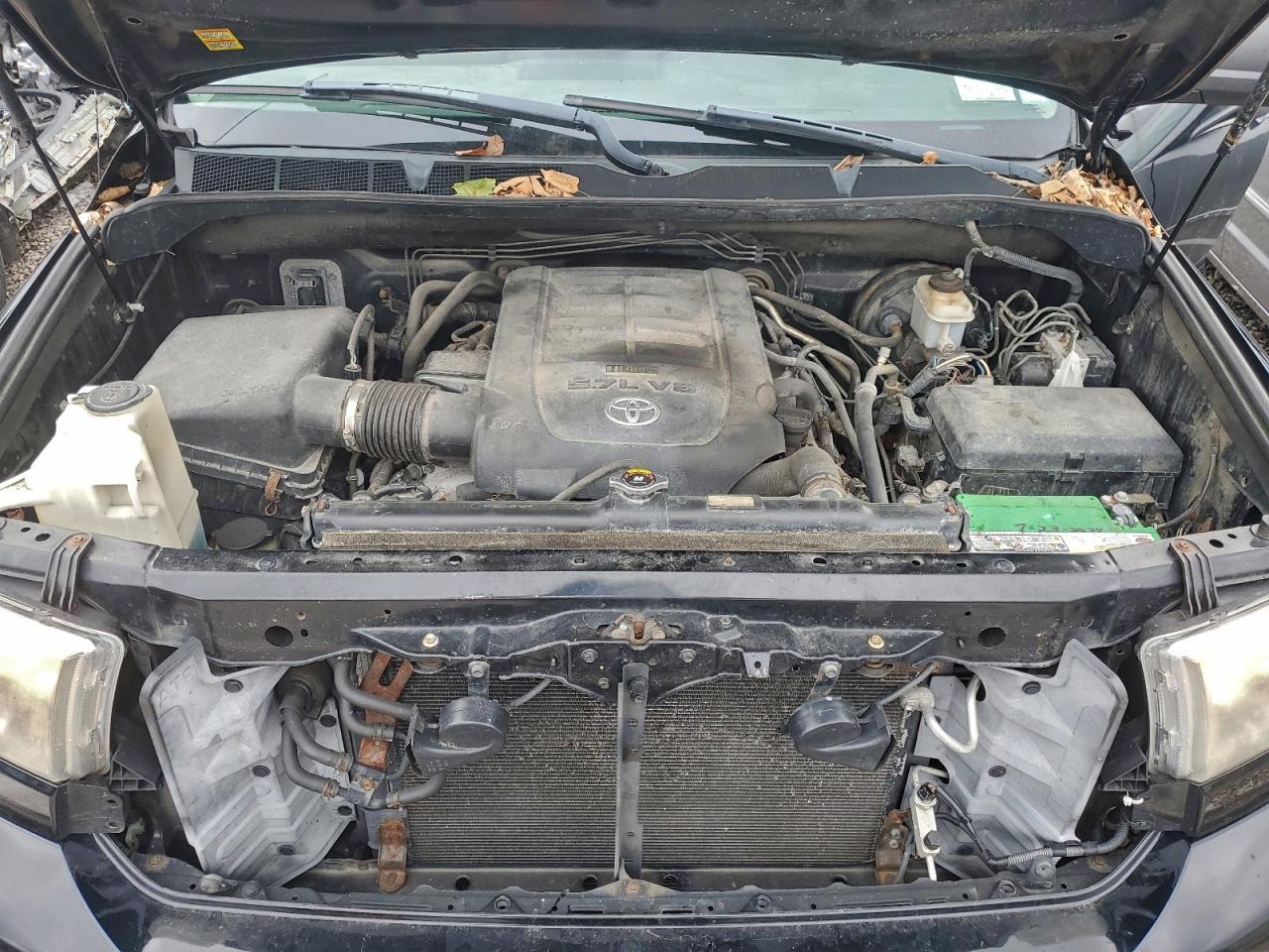 2011 TOYOTA TUNDRA