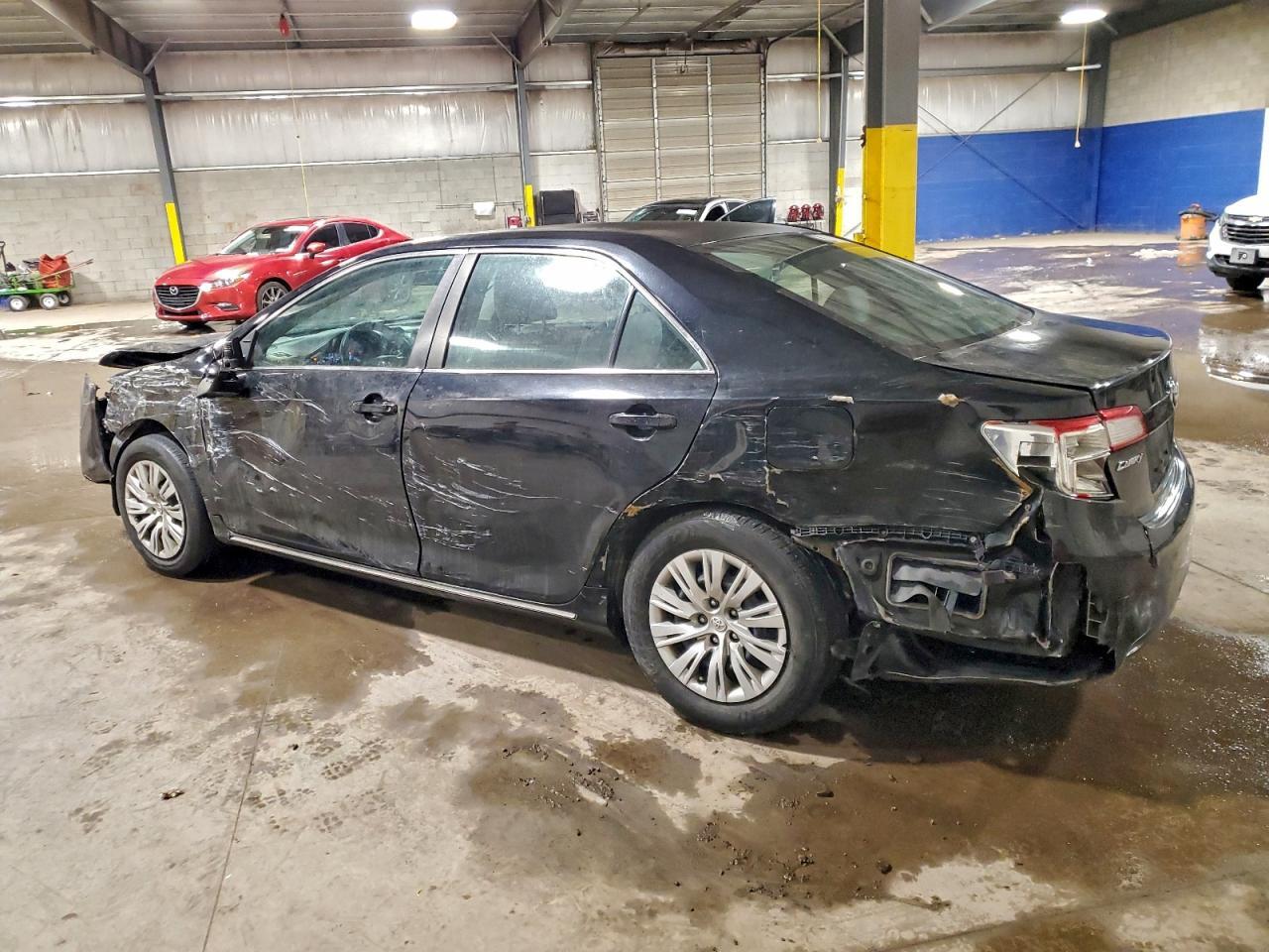 2013 TOYOTA CAMRY