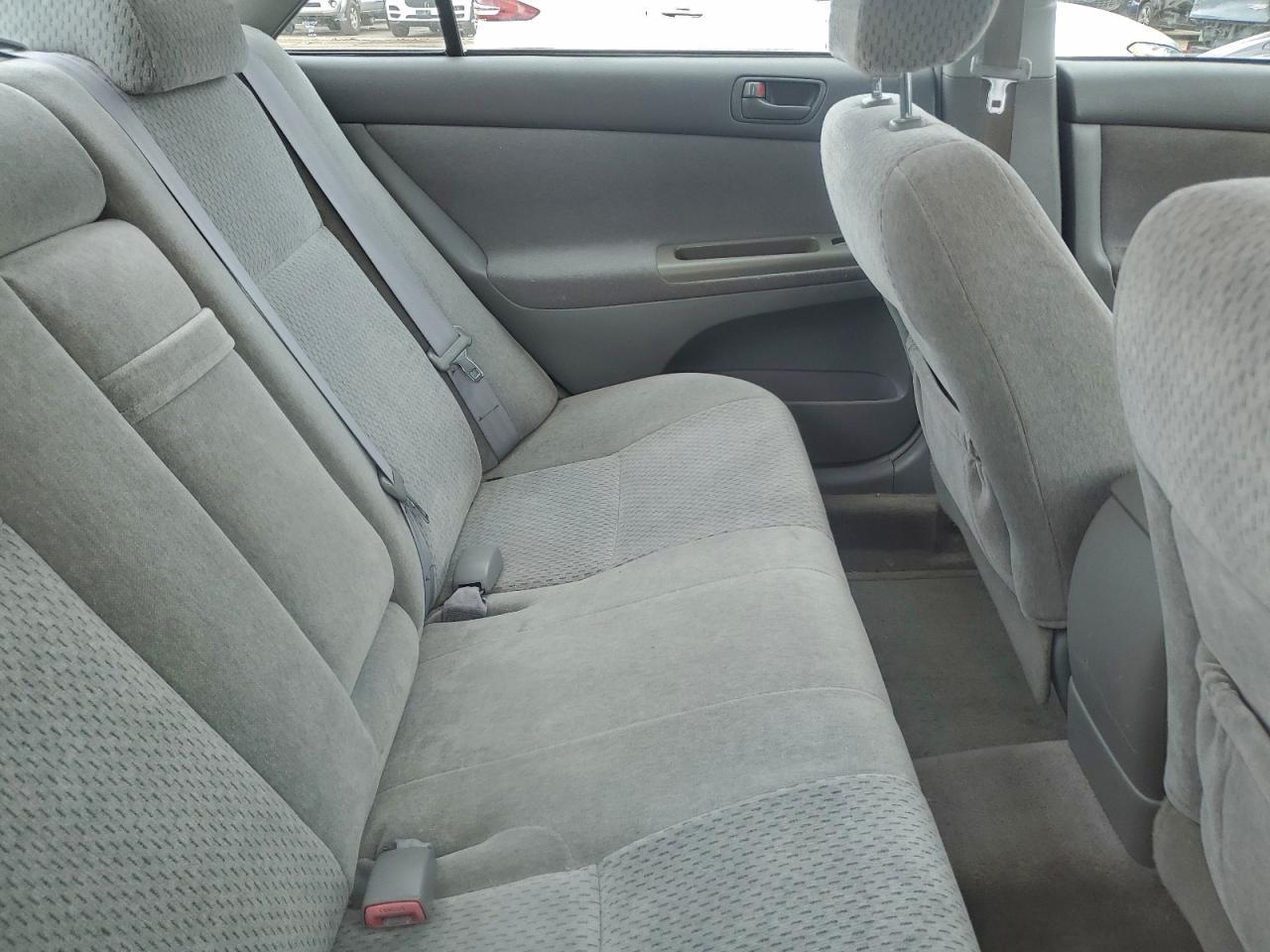 2004 TOYOTA CAMRY