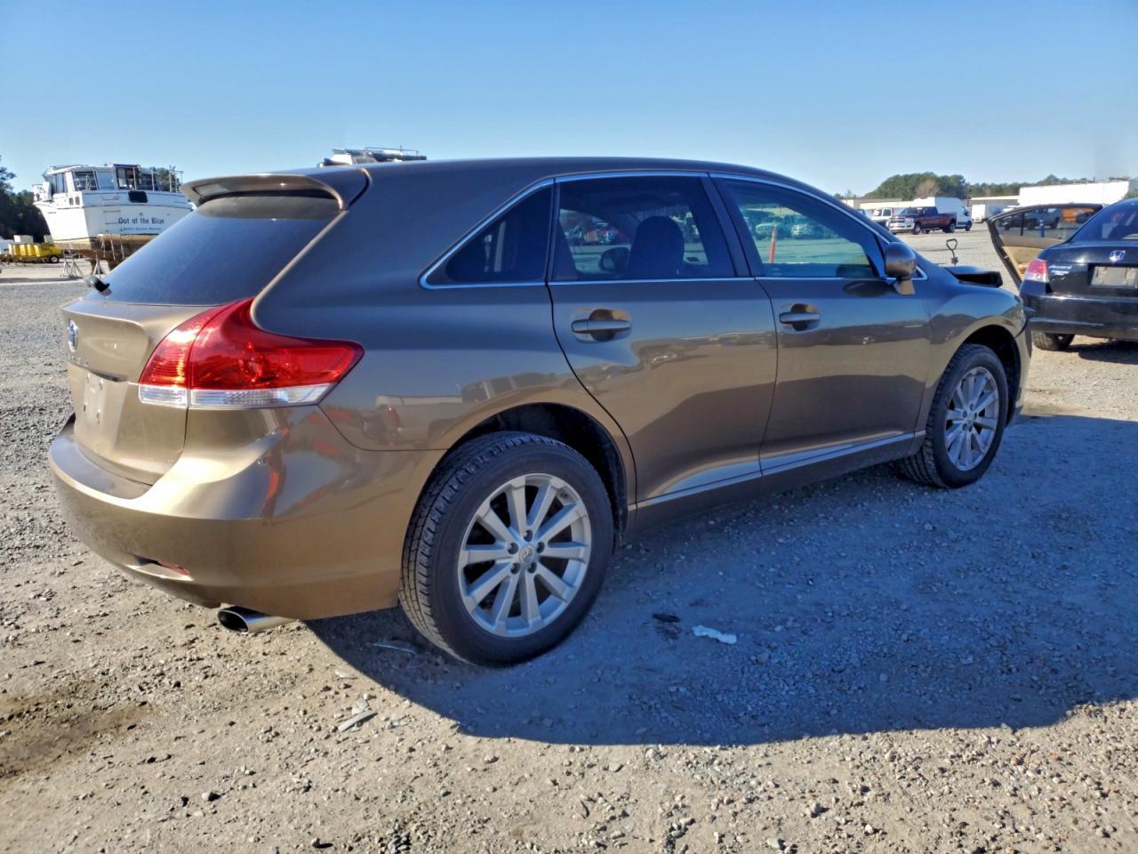 2010 TOYOTA VENZA