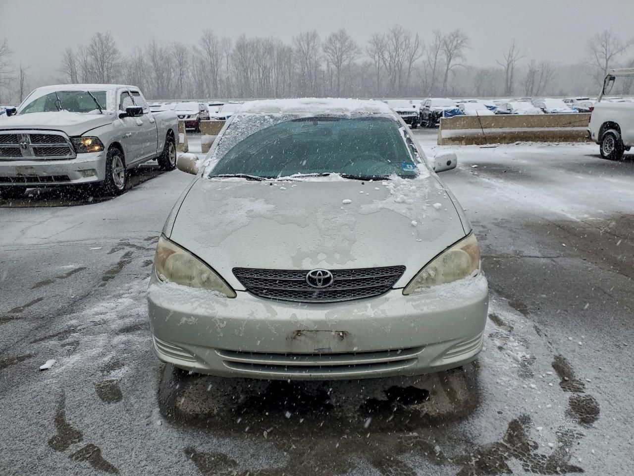 2002 TOYOTA CAMRY