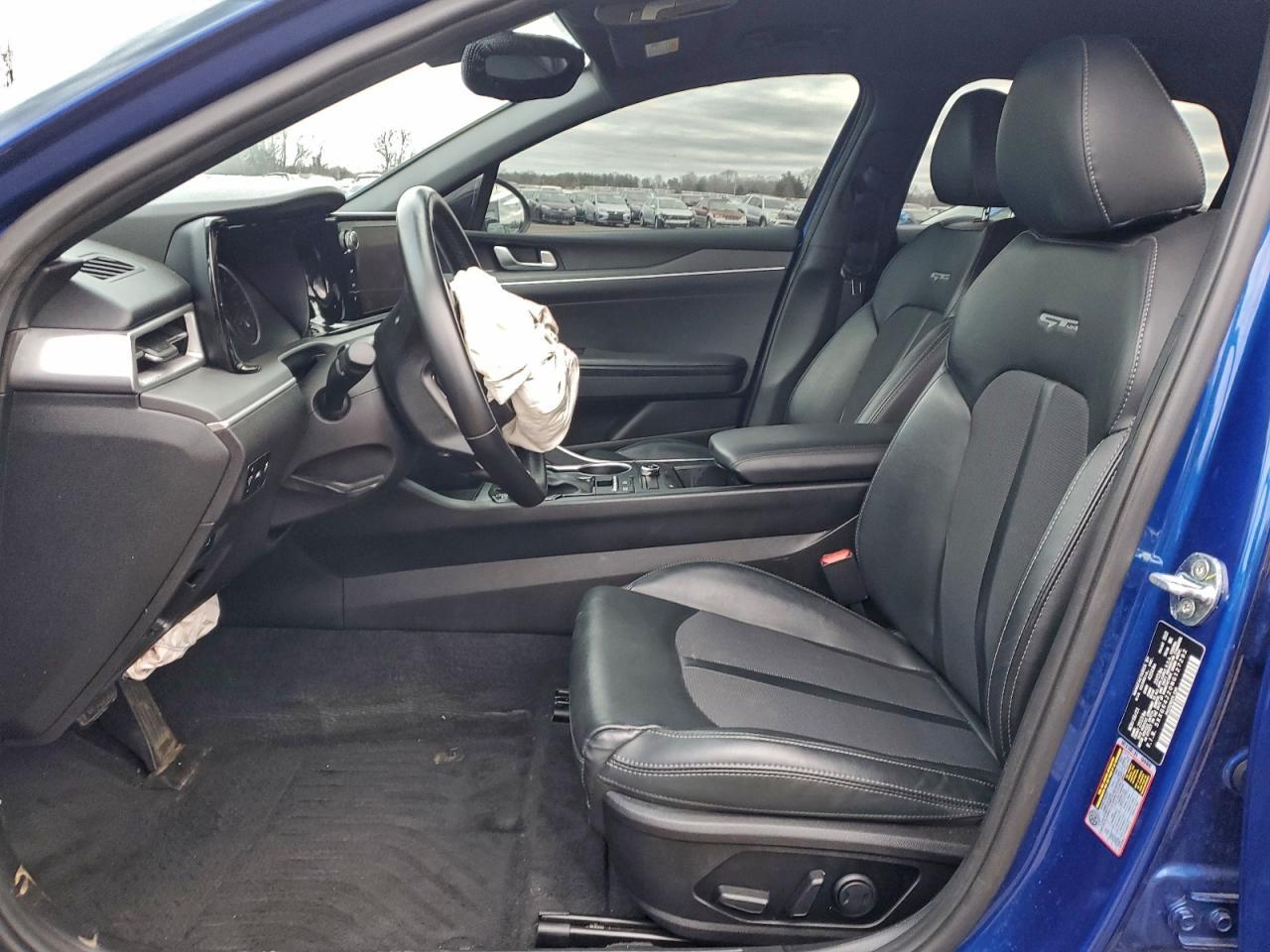 2022 KIA K5