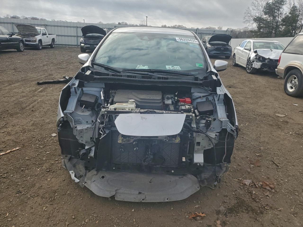2023 NISSAN LEAF