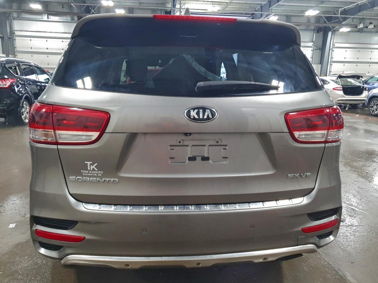 2016 KIA SORENTO