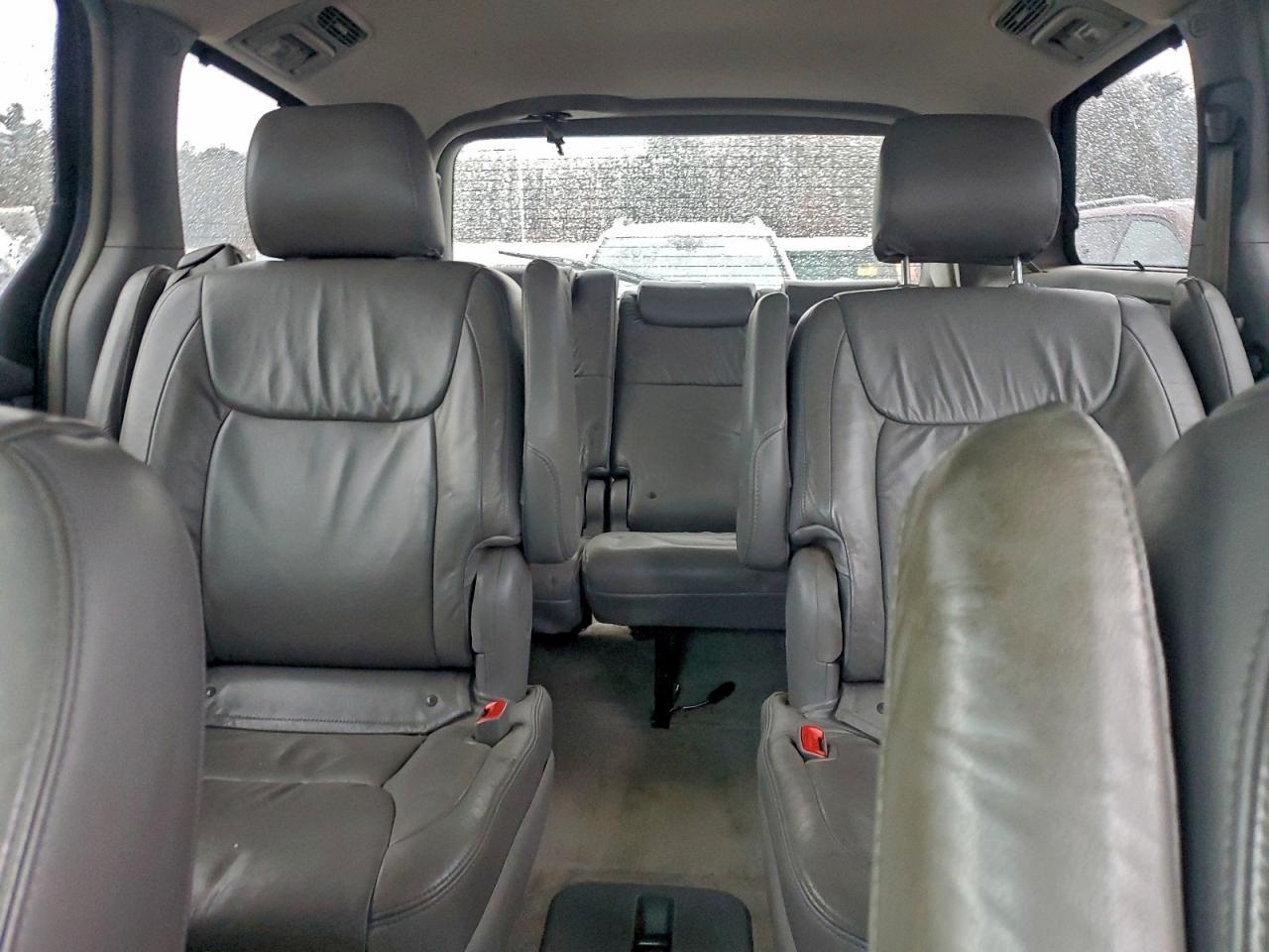 2006 TOYOTA SIENNA