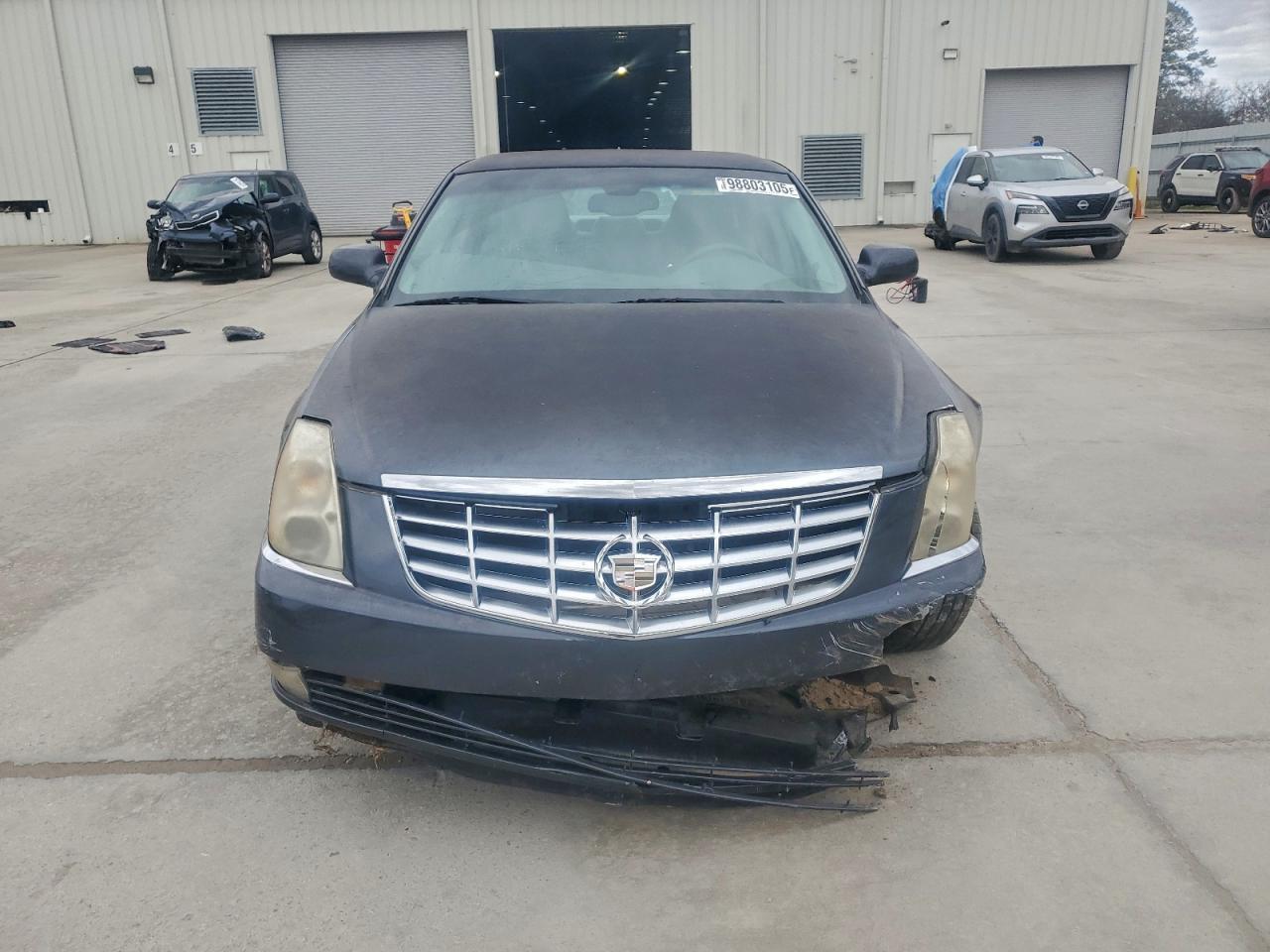 2010 CADILLAC DTS