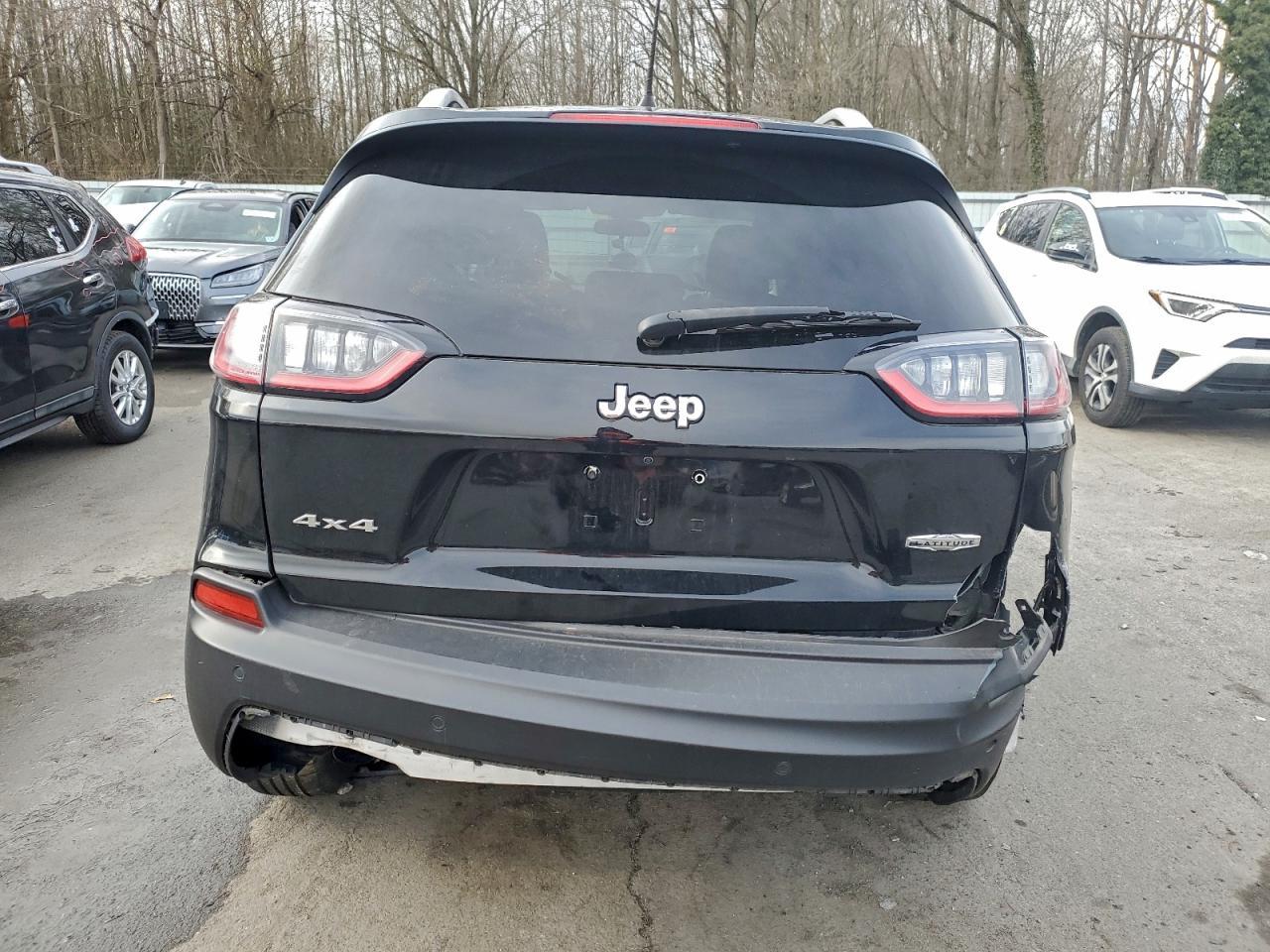 2019 JEEP CHEROKEE