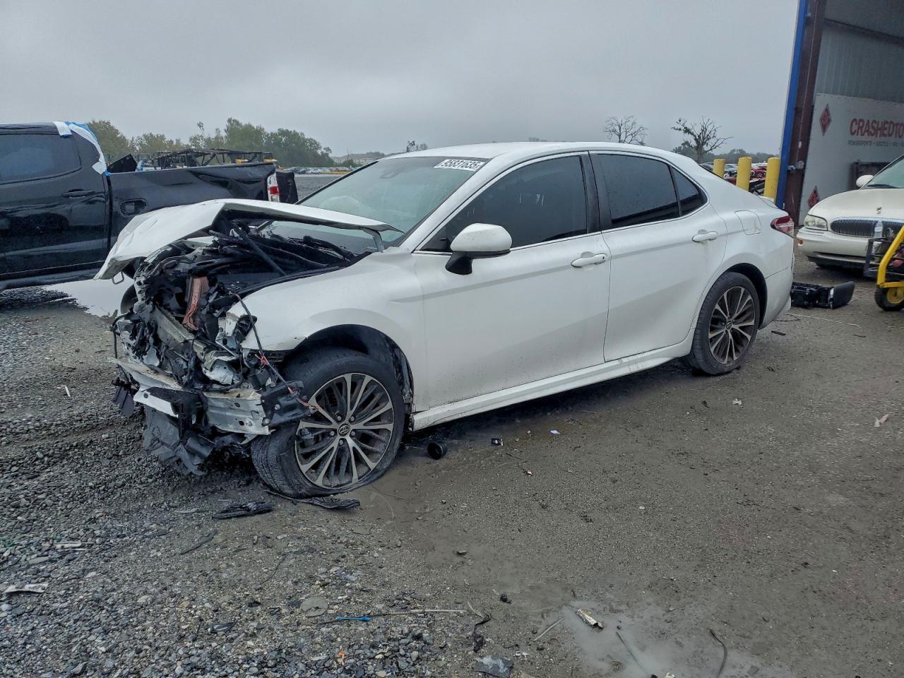 2018 TOYOTA CAMRY