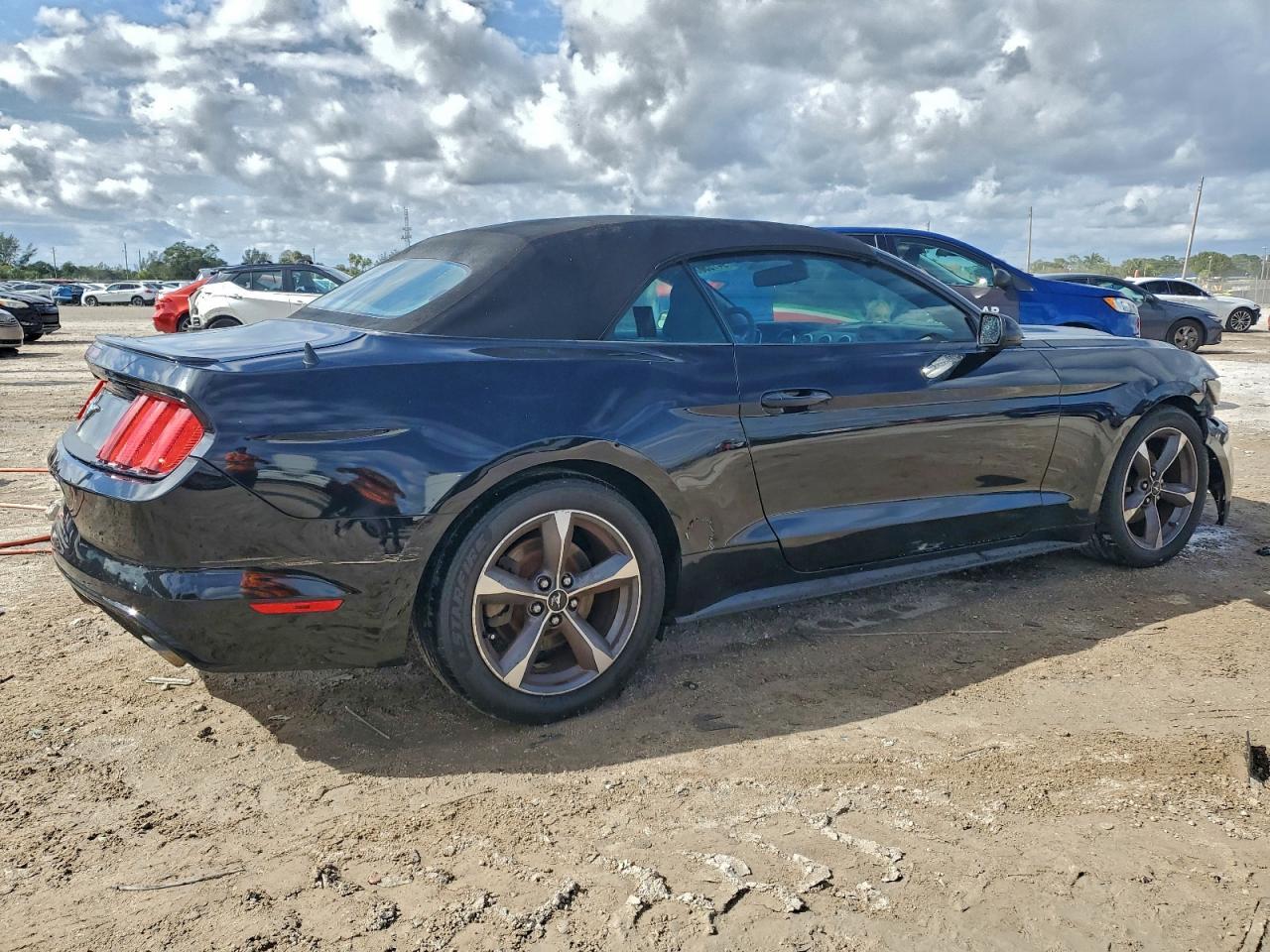 2015 FORD MUSTANG