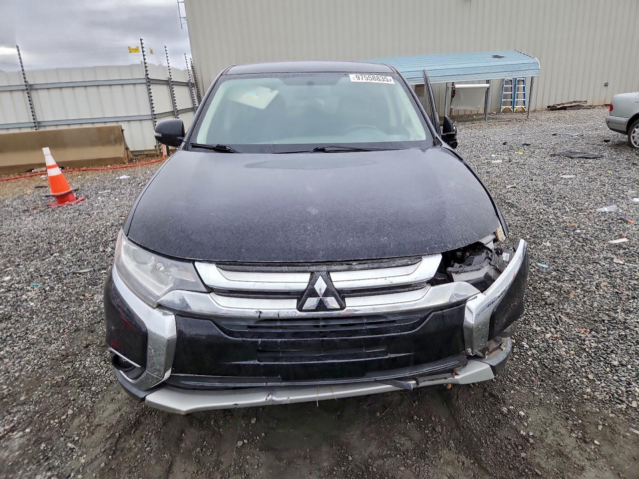 2017 MITSUBISHI outlander