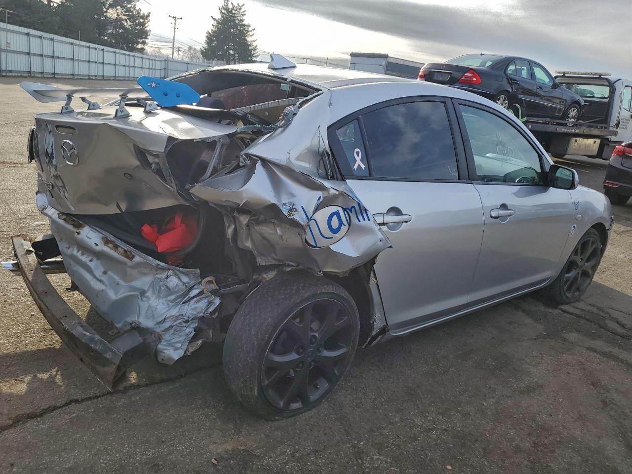 2009 MAZDA 3