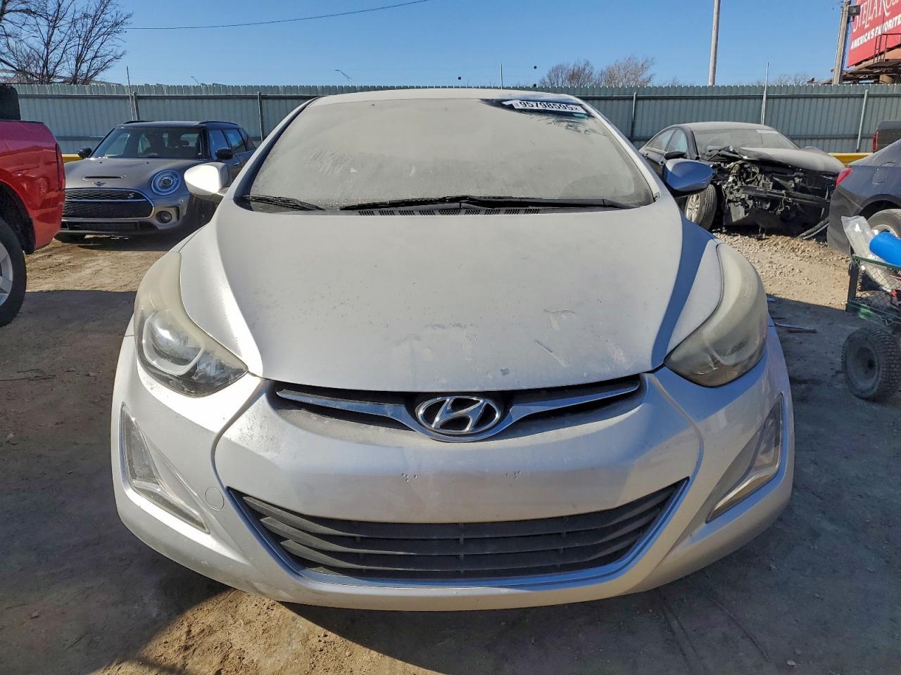 2016 HYUNDAI ELANTRA