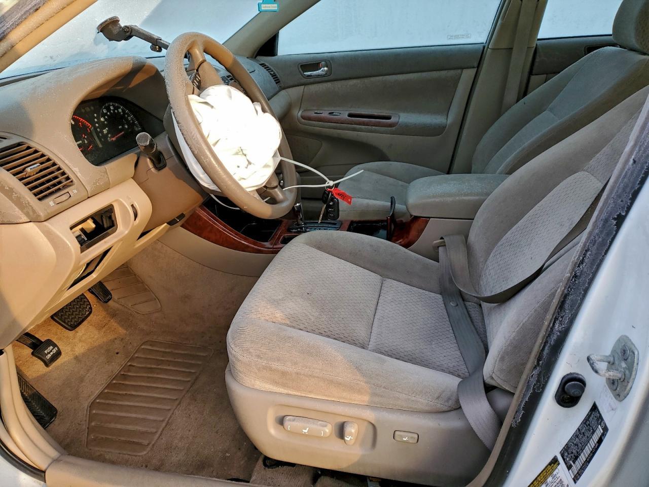 2004 TOYOTA CAMRY