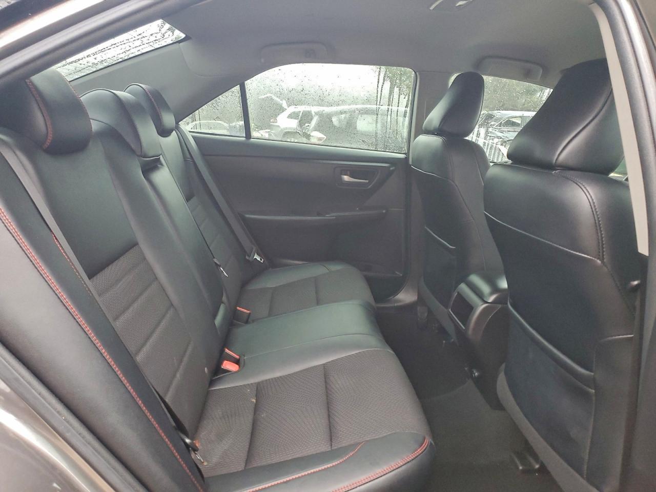 2016 TOYOTA CAMRY