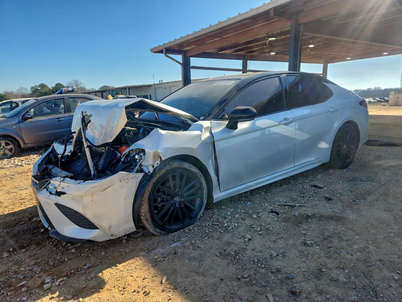 2018 TOYOTA CAMRY