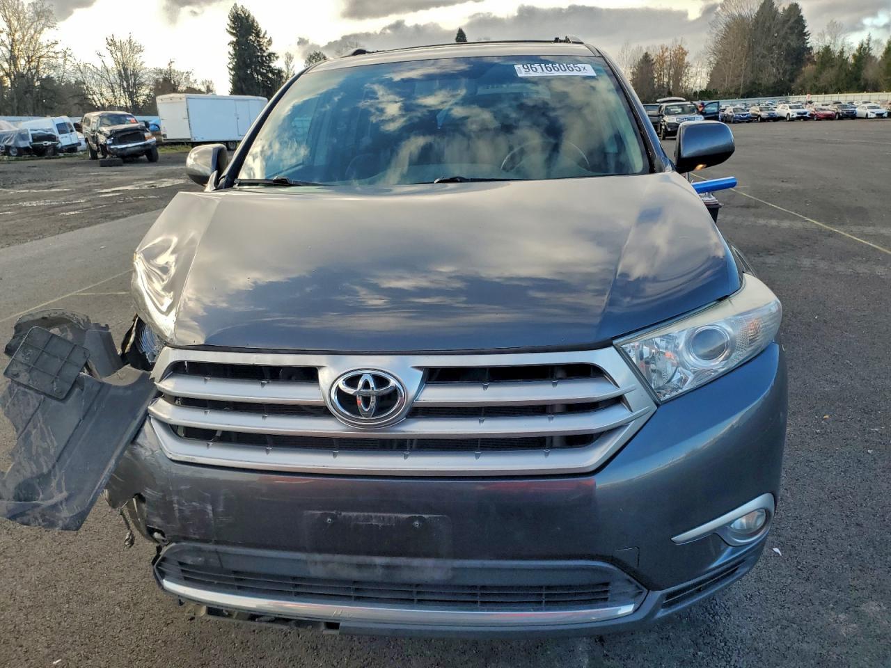 2012 TOYOTA HIGHLANDER