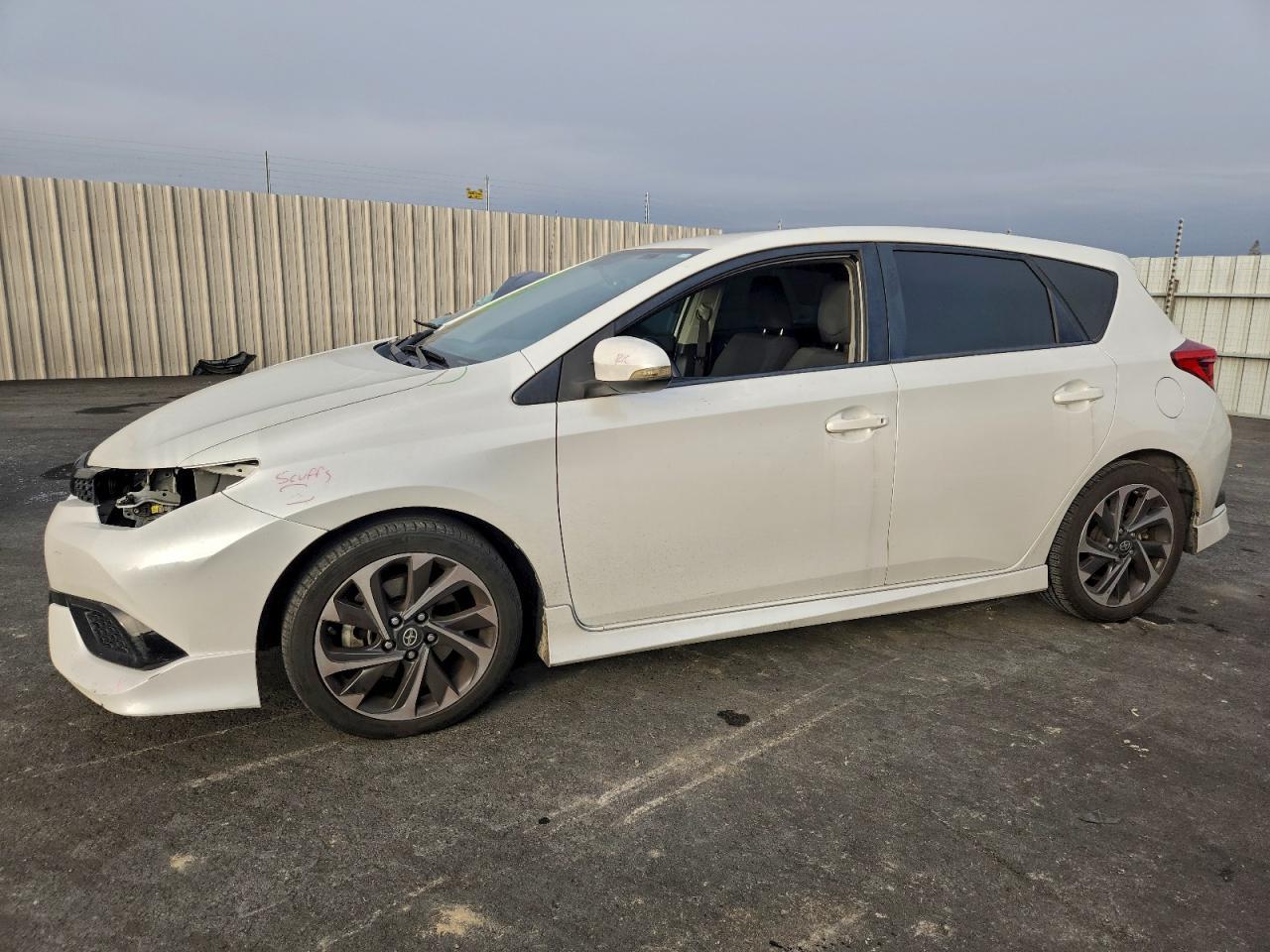 2016 TOYOTA SCION