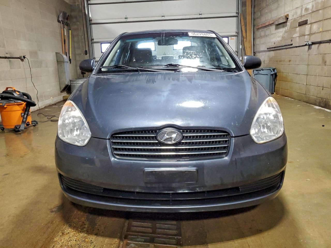 2011 HYUNDAI ACCENT