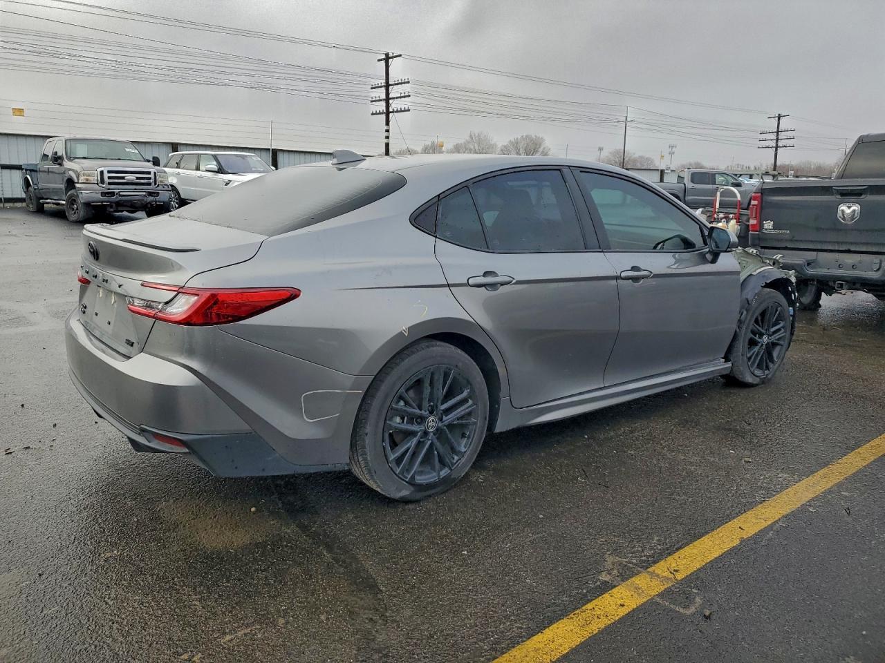 2025 TOYOTA CAMRY