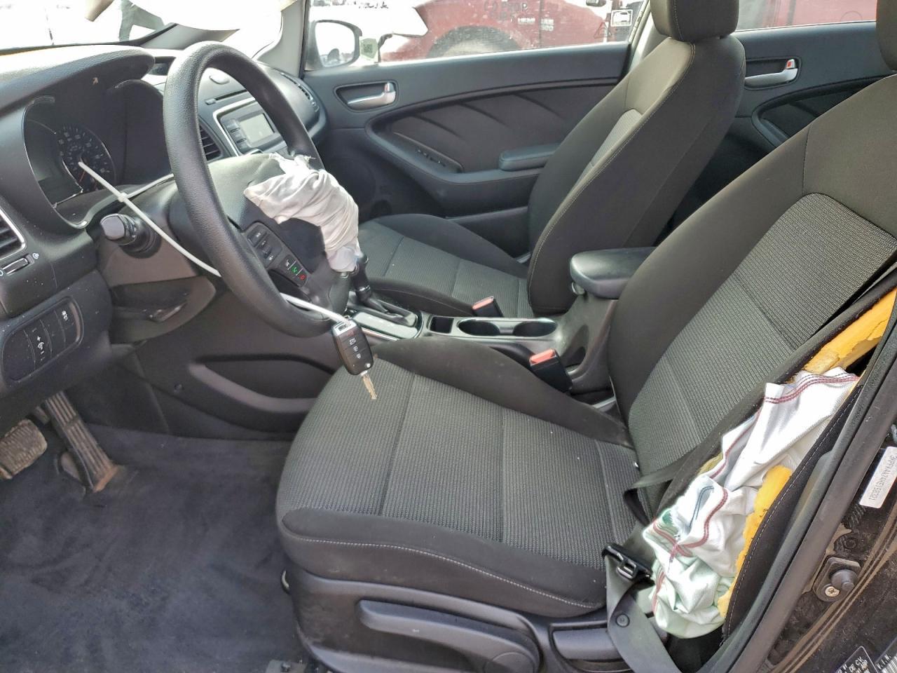 2017 KIA FORTE