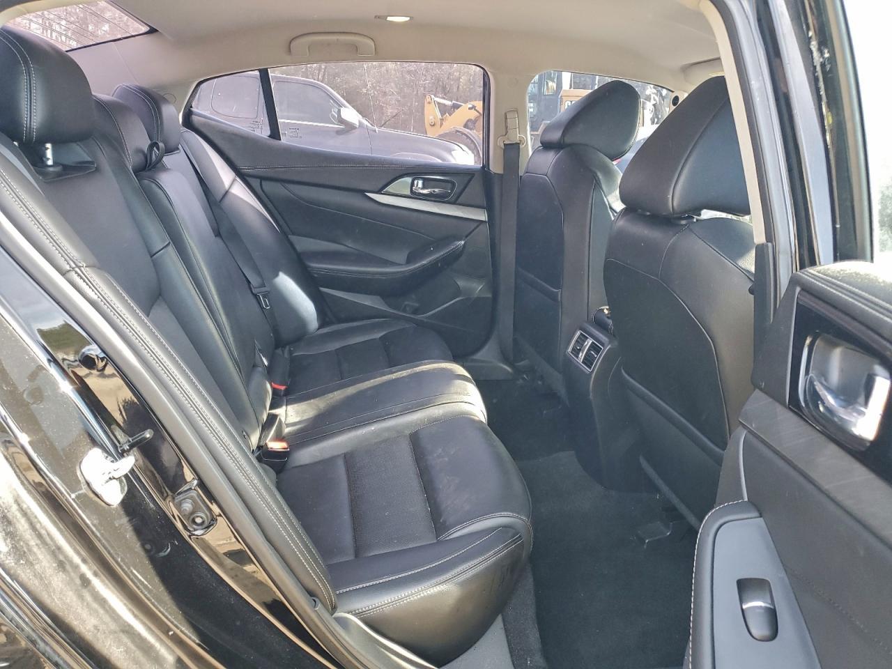 2018 NISSAN Maxima