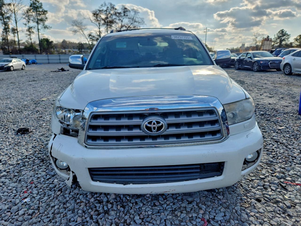 2008 TOYOTA Sequoia