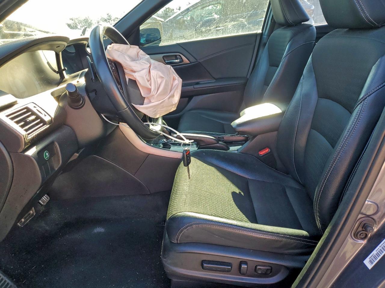 2016 HONDA ACCORD