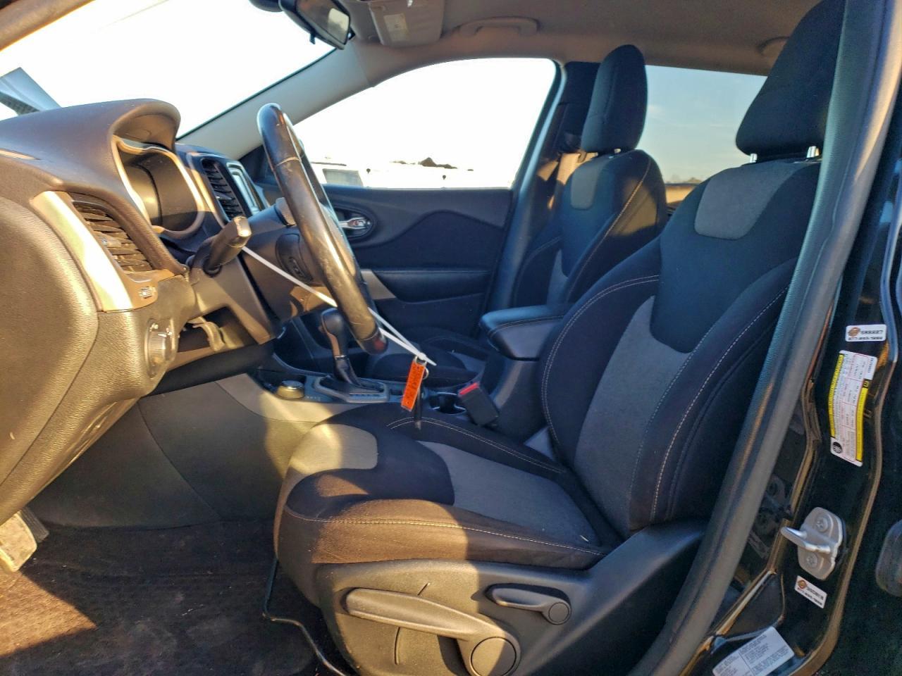2017 JEEP CHEROKEE