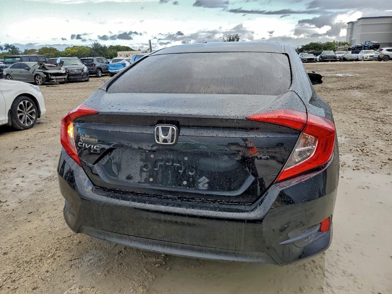 2016 HONDA CIVIC