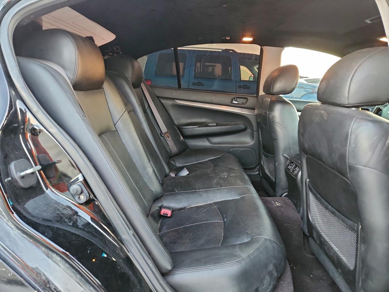 2011 INFINITI G25