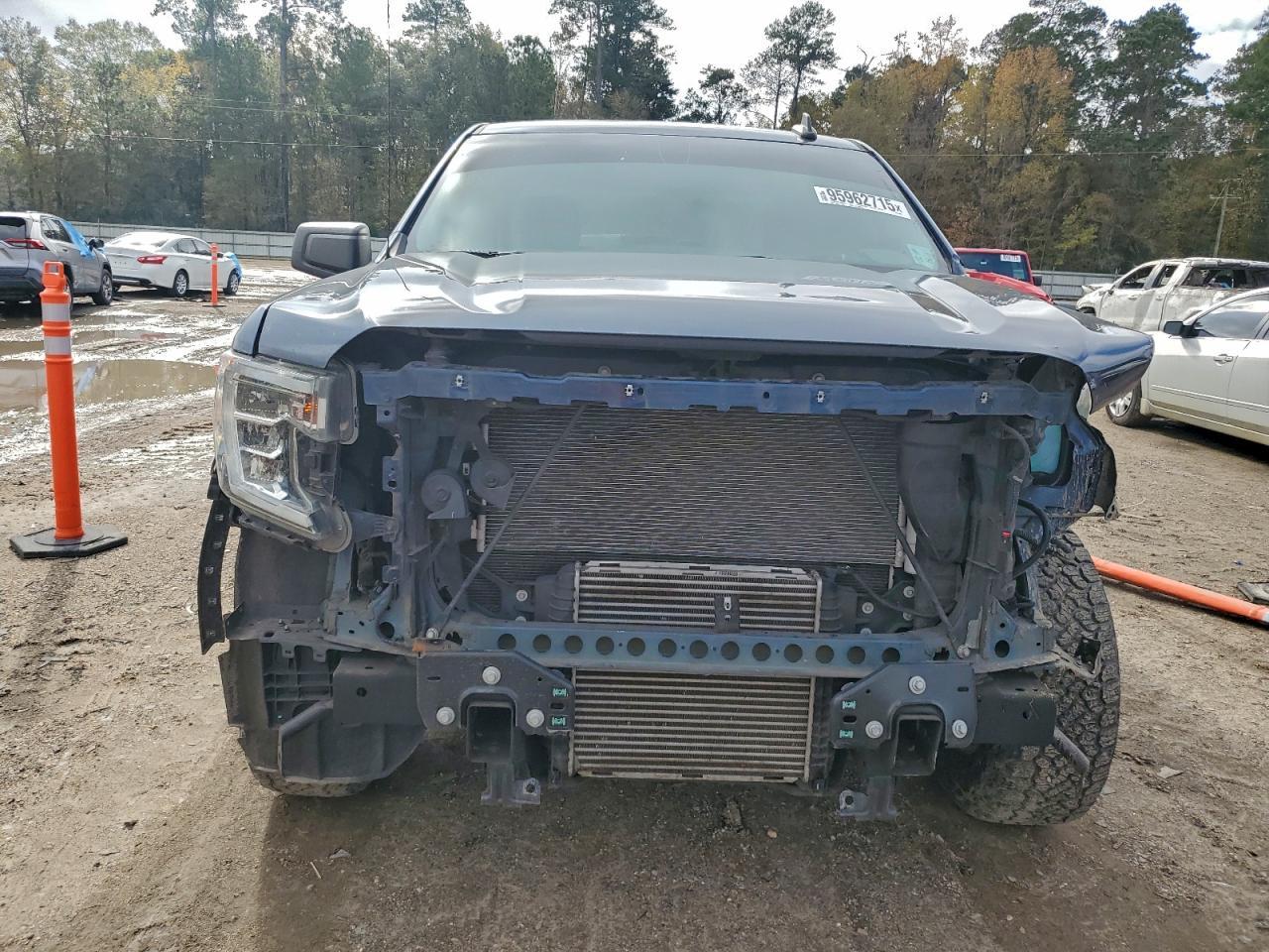 2020 GMC Sierra
