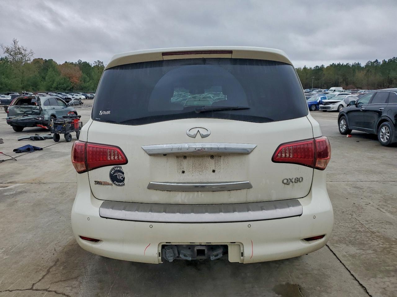 2017 INFINITI QX80