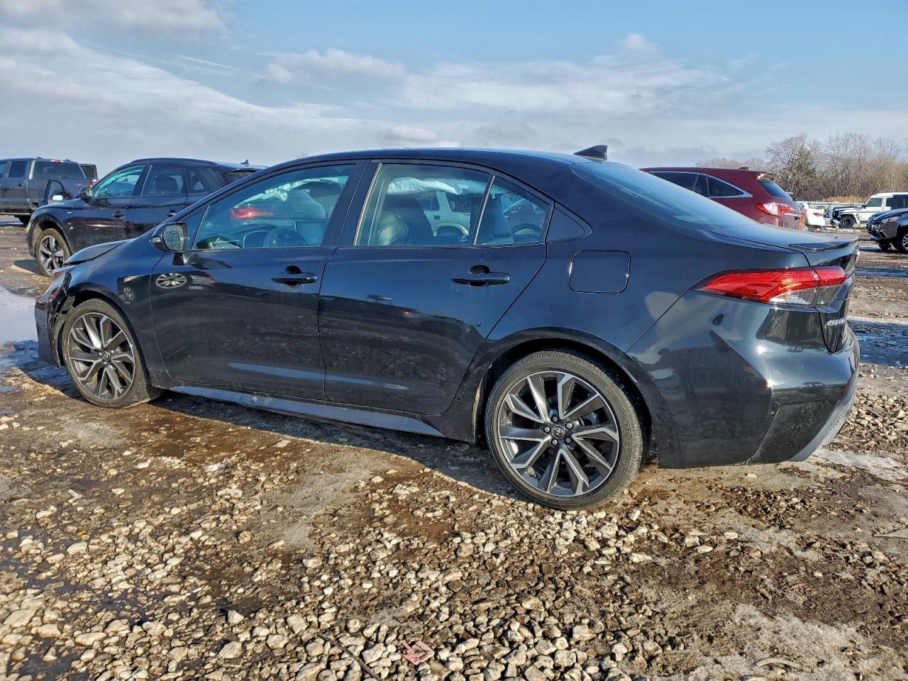 2022 TOYOTA COROLLA
