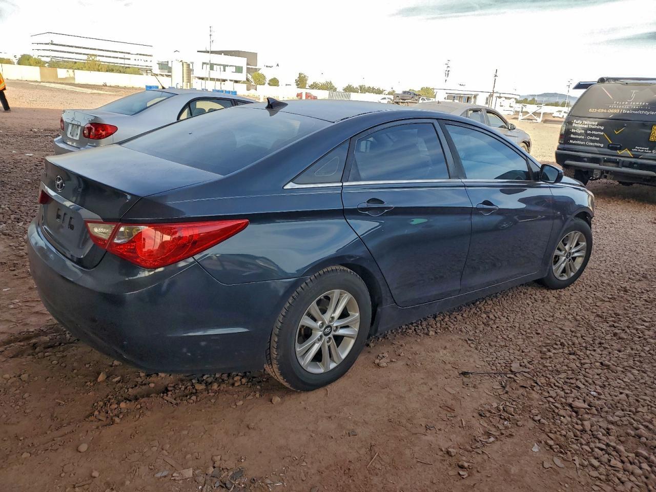 2013 HYUNDAI SONATA